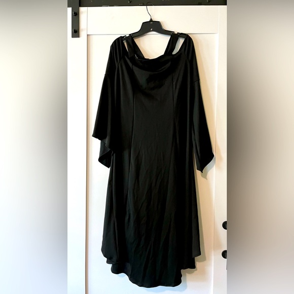 Women’s High Low Gown - Picture 4 of 4